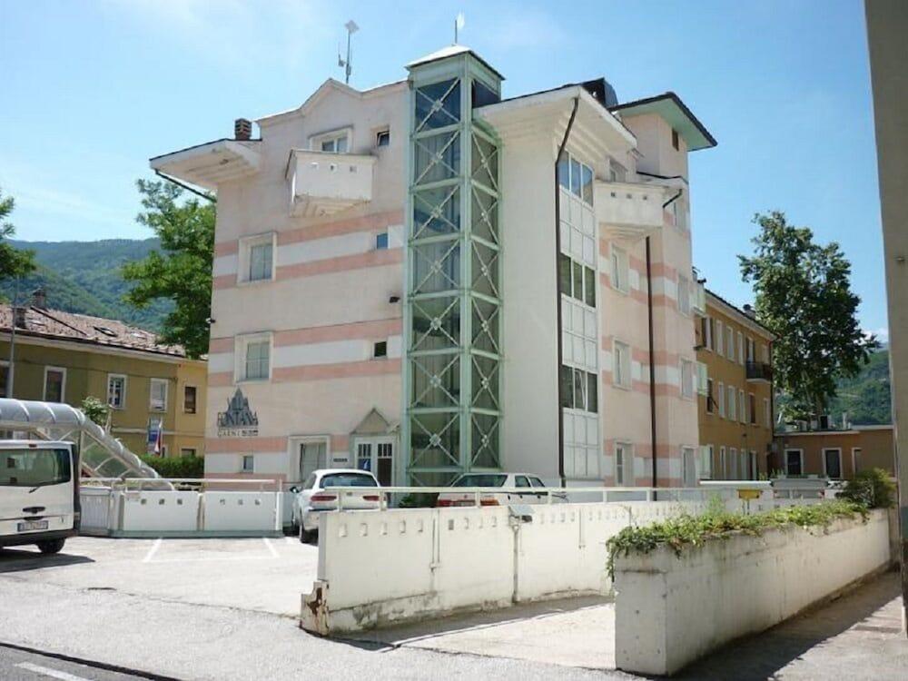 Hotel Garni Villa Fontana Trento Exterior photo